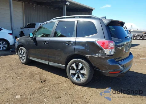2018 Subaru Forester 2.5I Premium z USA, uszkodzony, nr VIN JF2SJADCXJH460500